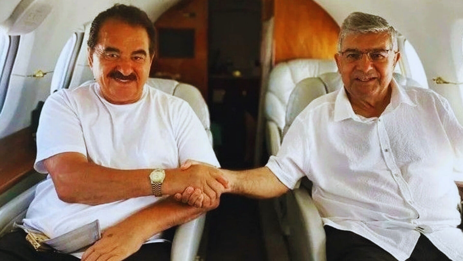 Meti̇n Canti̇mur Ki̇mdi̇r