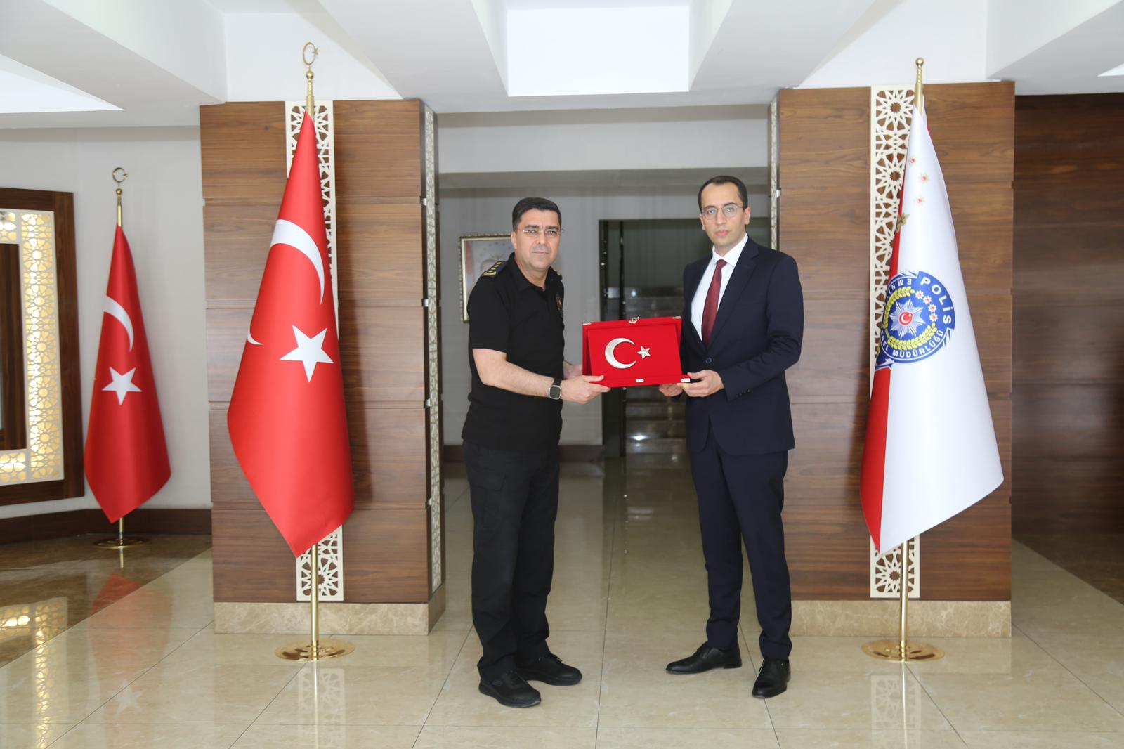 Okan Akca,