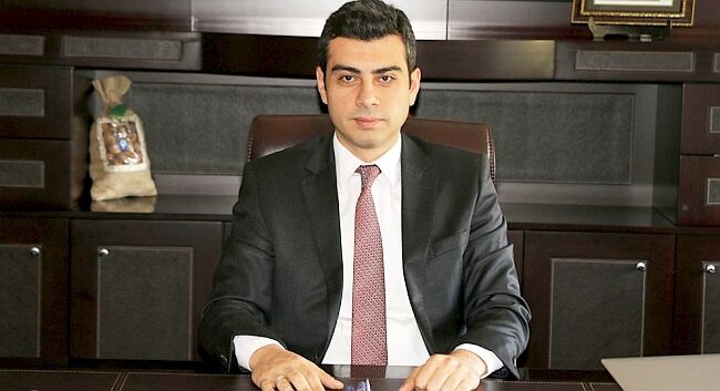 Reşit Özer Özdemir Kimdir