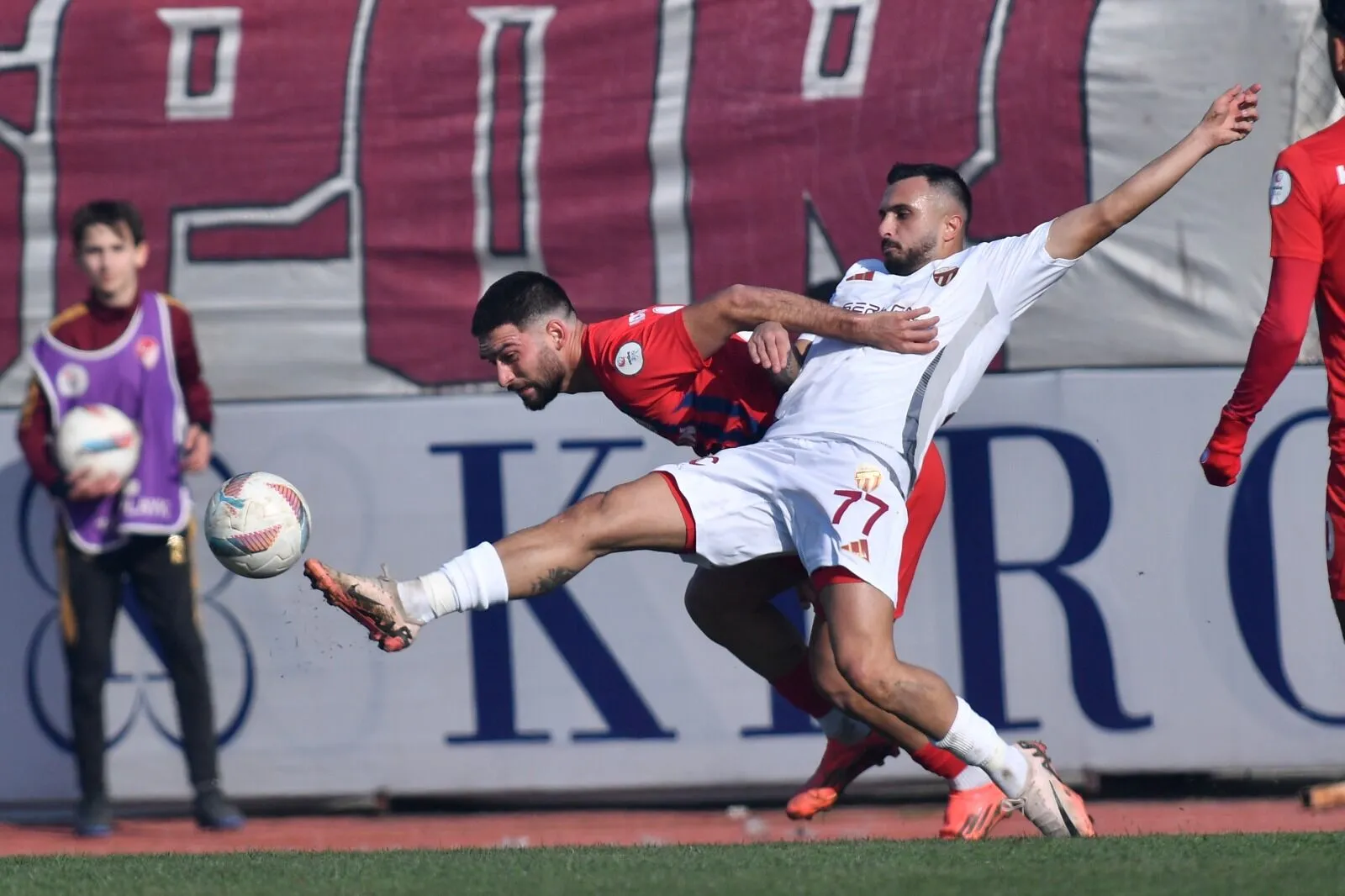 Sadık Arda Yılmaztürk Şanlıurfaspor'da-1