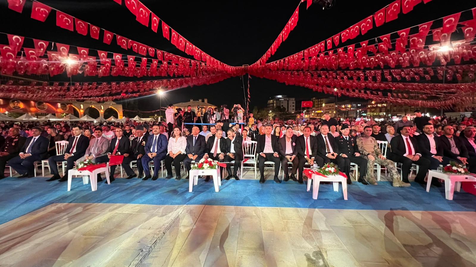 Şanlıurfa’da 15 Temmuz Demokrasi Ve Millî Birlik Günü Coşkuyla Kutlandı (3)