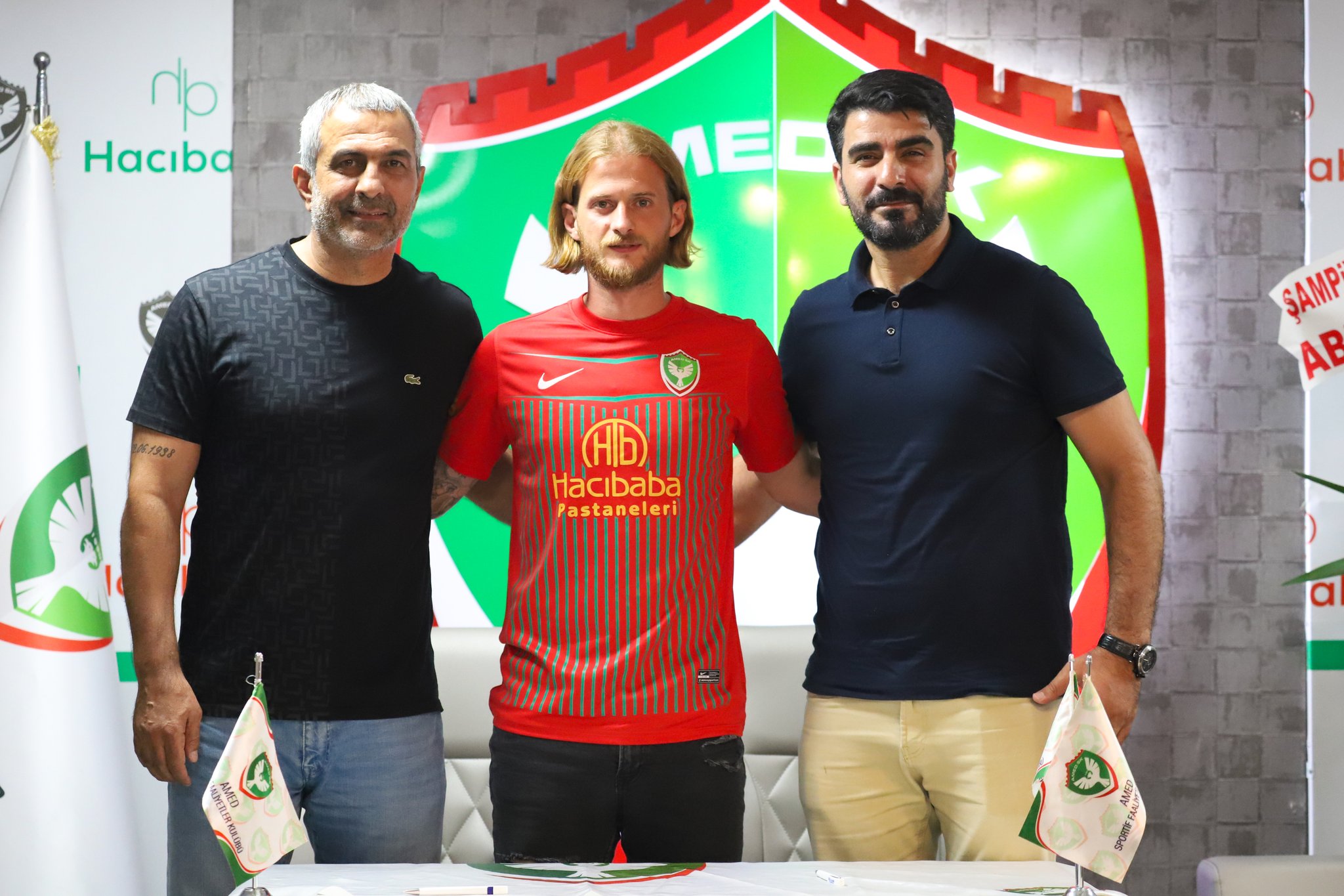Şanlıurfaspor, Tecrübeli Forvet Berk İsmail Ünsal Ile Anlaştı (4)