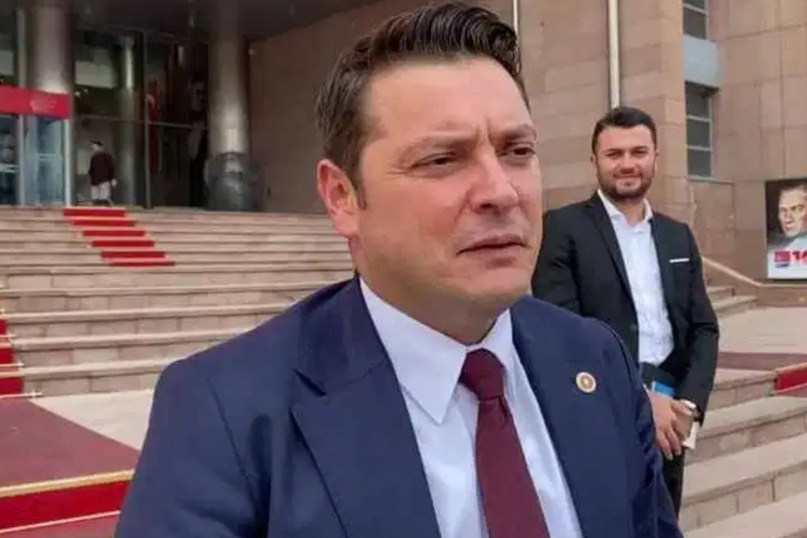 Turan Taşkın Özer Isyan Etti