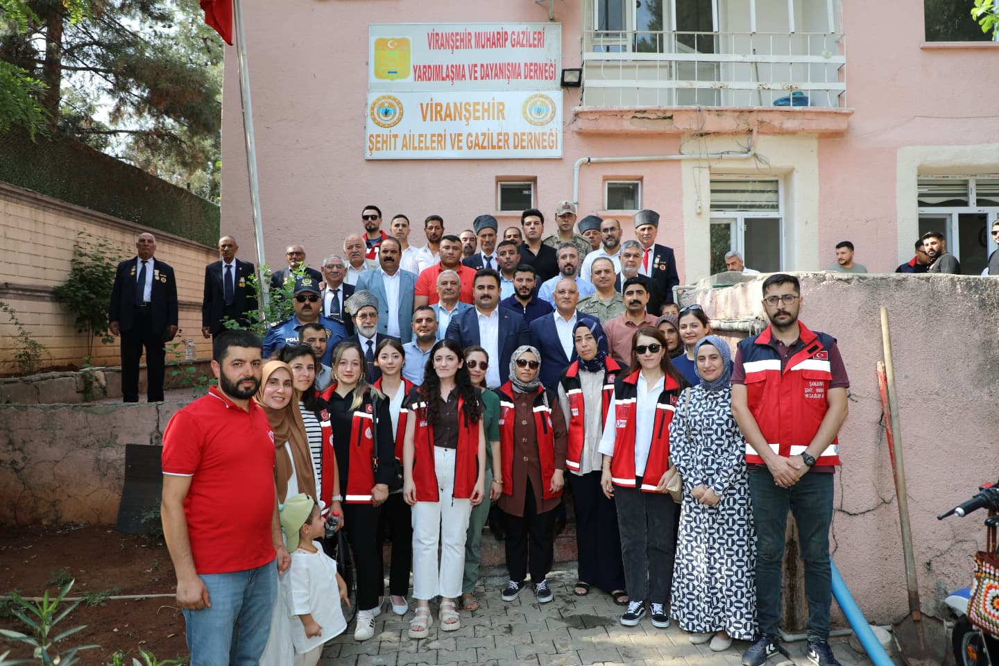 Viranşehir’de 15 Temmuz’un Kahramanları Yâd Edildi (7)