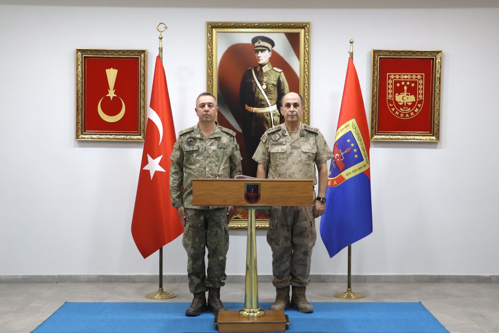 20. Zırhlı Tugay Komutanı Durmuş, Albay Aldemir’i Makamında Ziyaret Etti (1)