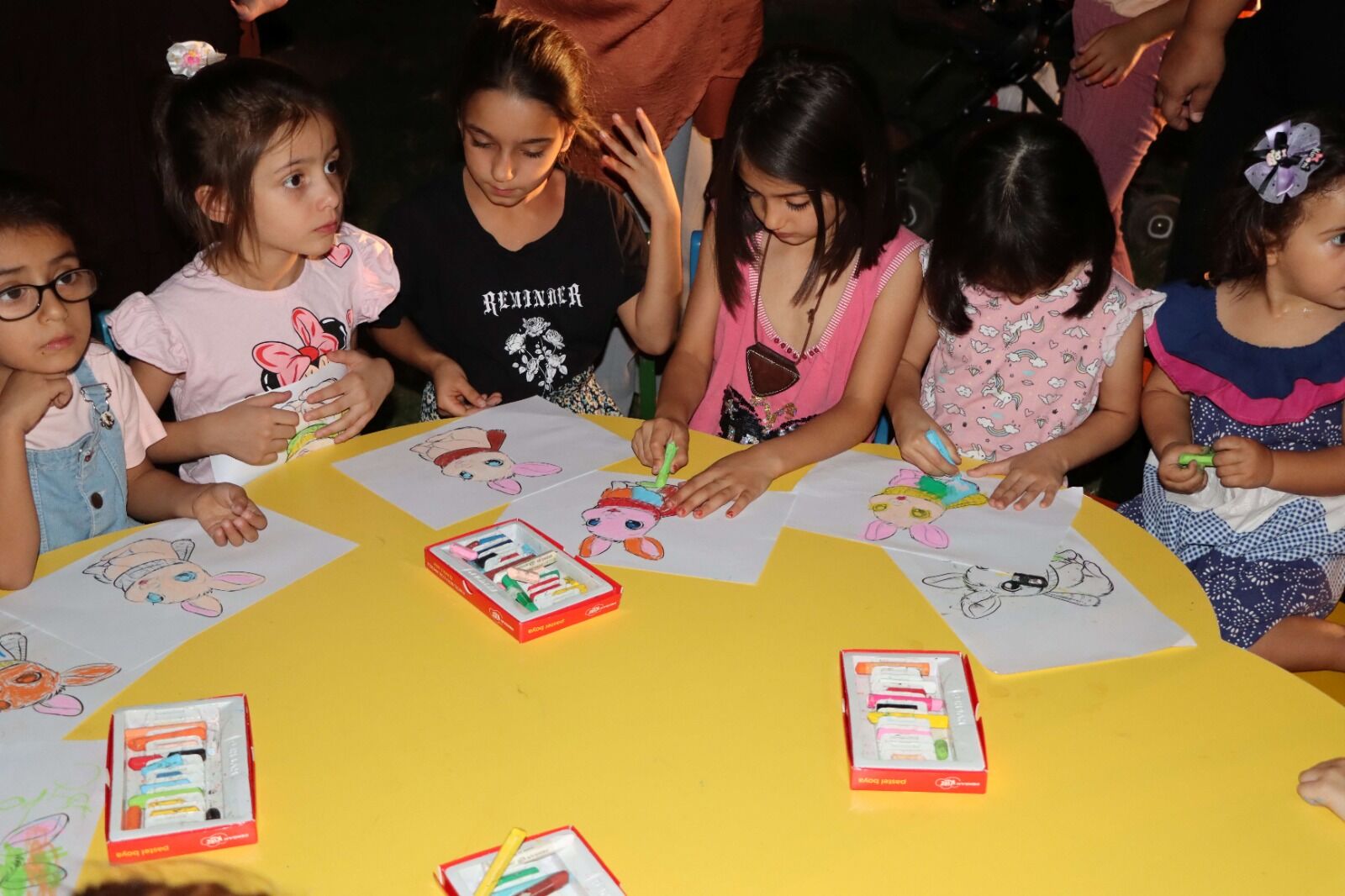 Karaköprü’de Gezici Kütüphane Çocuklarla Buluştu
