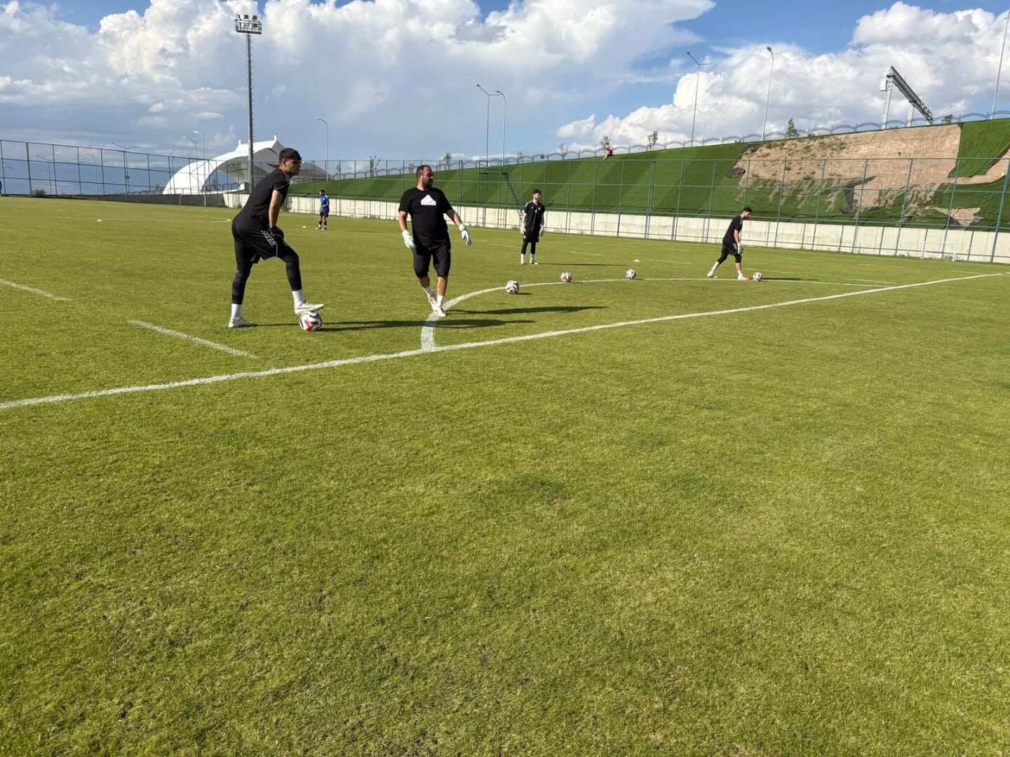 Karaköprü Belediyespor, 24 Erzincanspor'u Tek Golle Geçti (3)