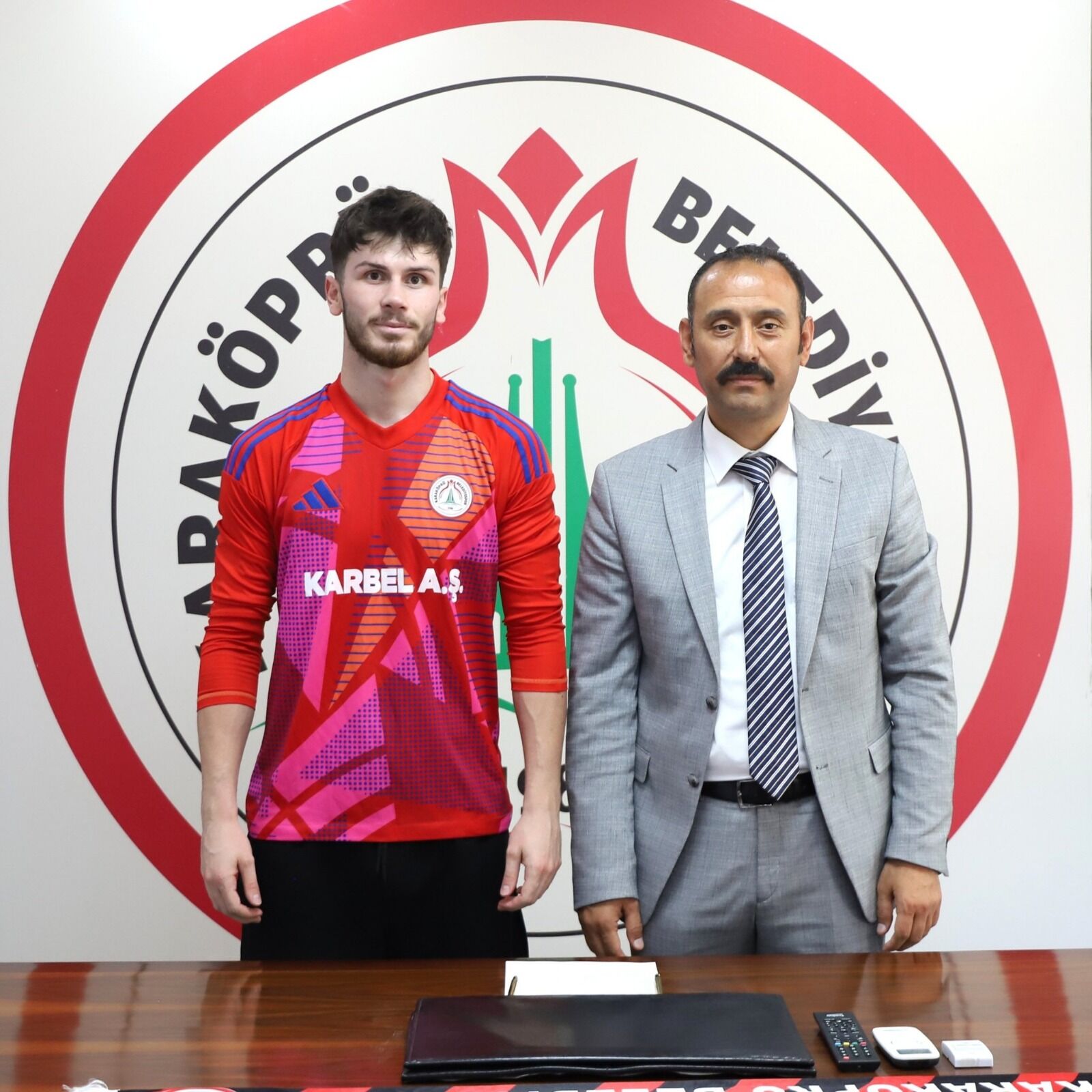Karaköprü Belediyespor, Kaleci Miraçcan Yavuz Ile Sözleşme İmzaladı (2)