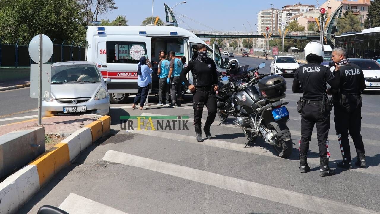 Kontrolünü Kaybetti, Refüje Çarptı! Yunus Ekipleri İlk Müdahalede Bulundu (2)