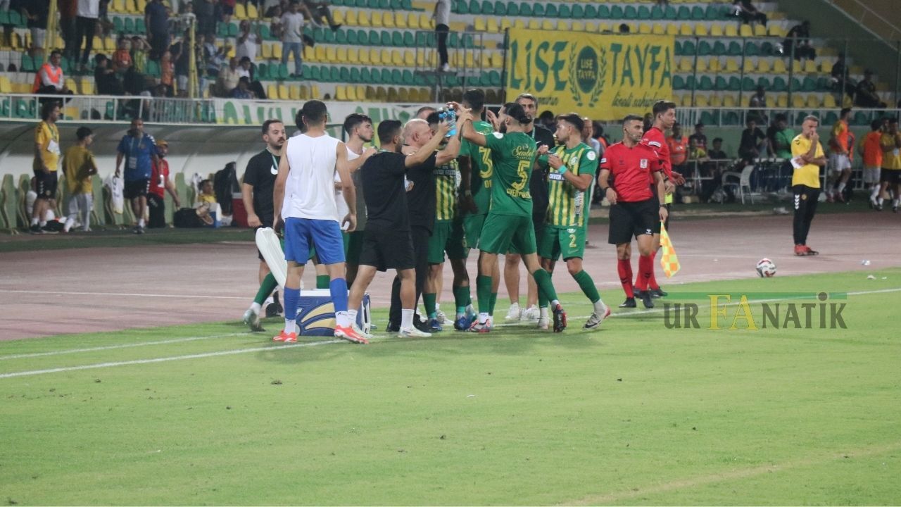 Ligin Ilk Haftasında Kendi Sahasında Beykoz Anadoluspor’u 2 Mağlup Eden Şanlıurfaspor, Sosyal Medyadan Gündem Oldu (3)