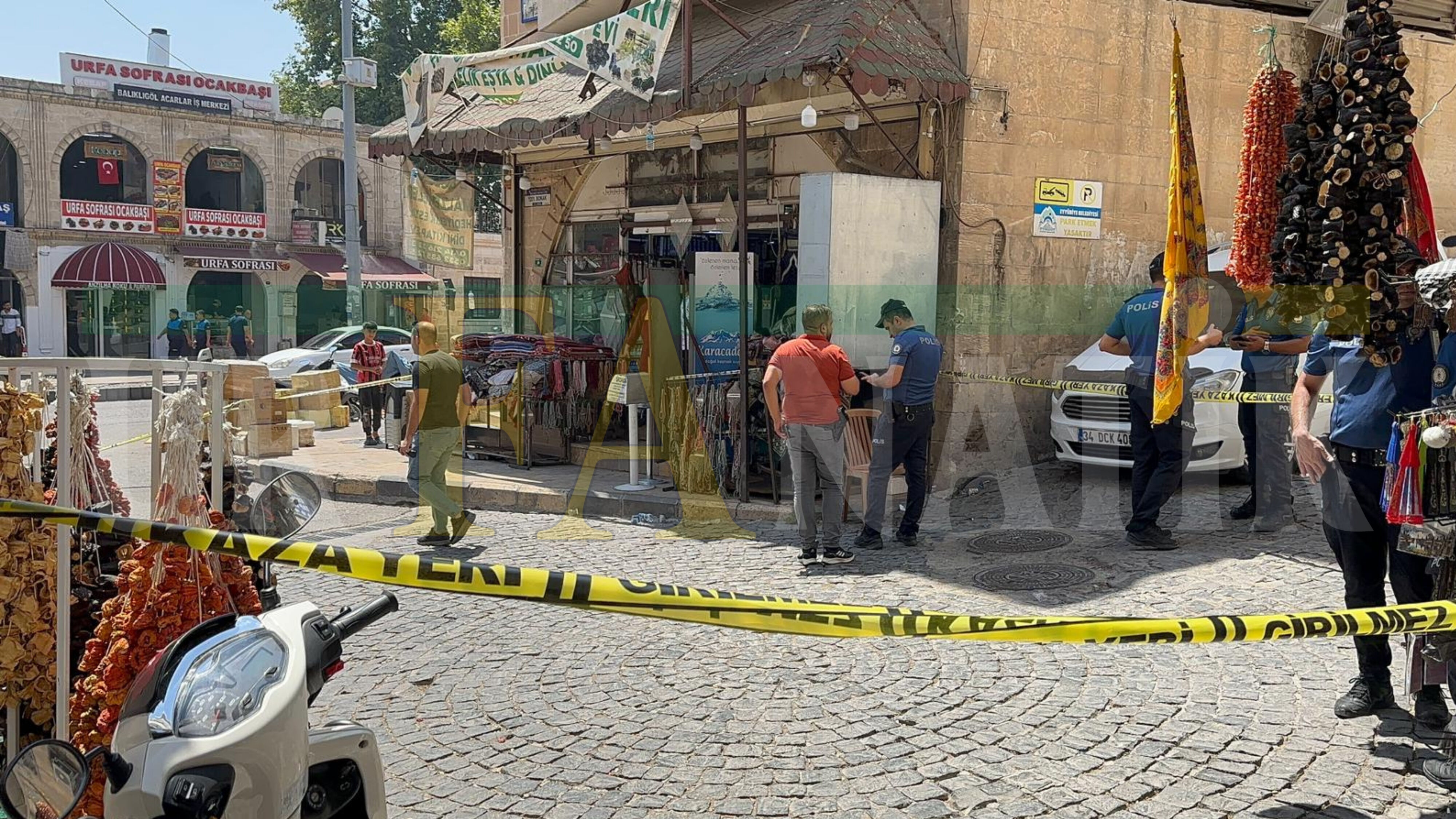 Şanlıurfa Eyyübiye’de Park Yeri Kavgası Yaralılar Var (2)