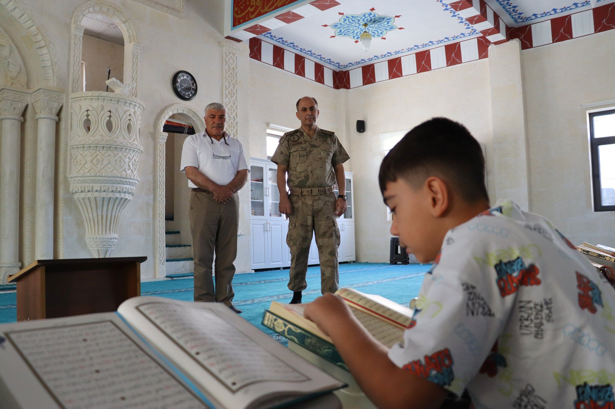 Şanlıurfa İl Jandarma Komutanı Albay Ali Naci Aldemir’den Kur’an Kursuna Ziyaret (1)