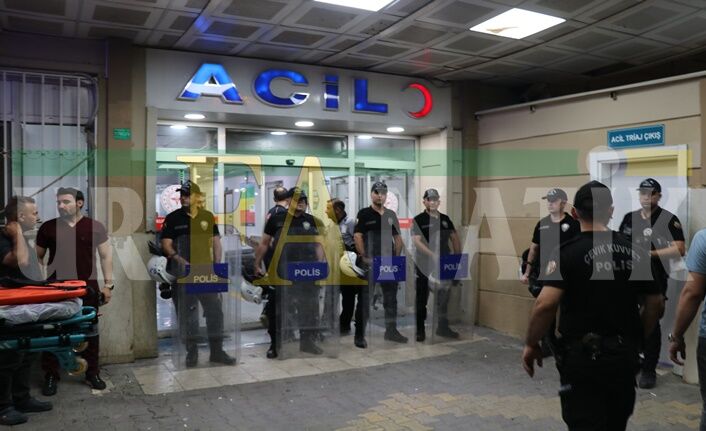 Şanliurfa'daki̇ Biçakli Kavgada Yilmaz Beyazkuş Hayatini Kaybetti̇ (4)
