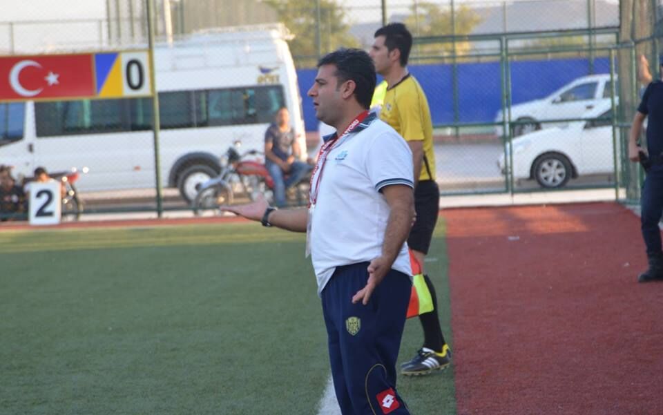 Şanlıurfalı Teknik Direktör Ibrahim Tekatlı Elbistanspor Ile Tekrardan Anlaştı (2)