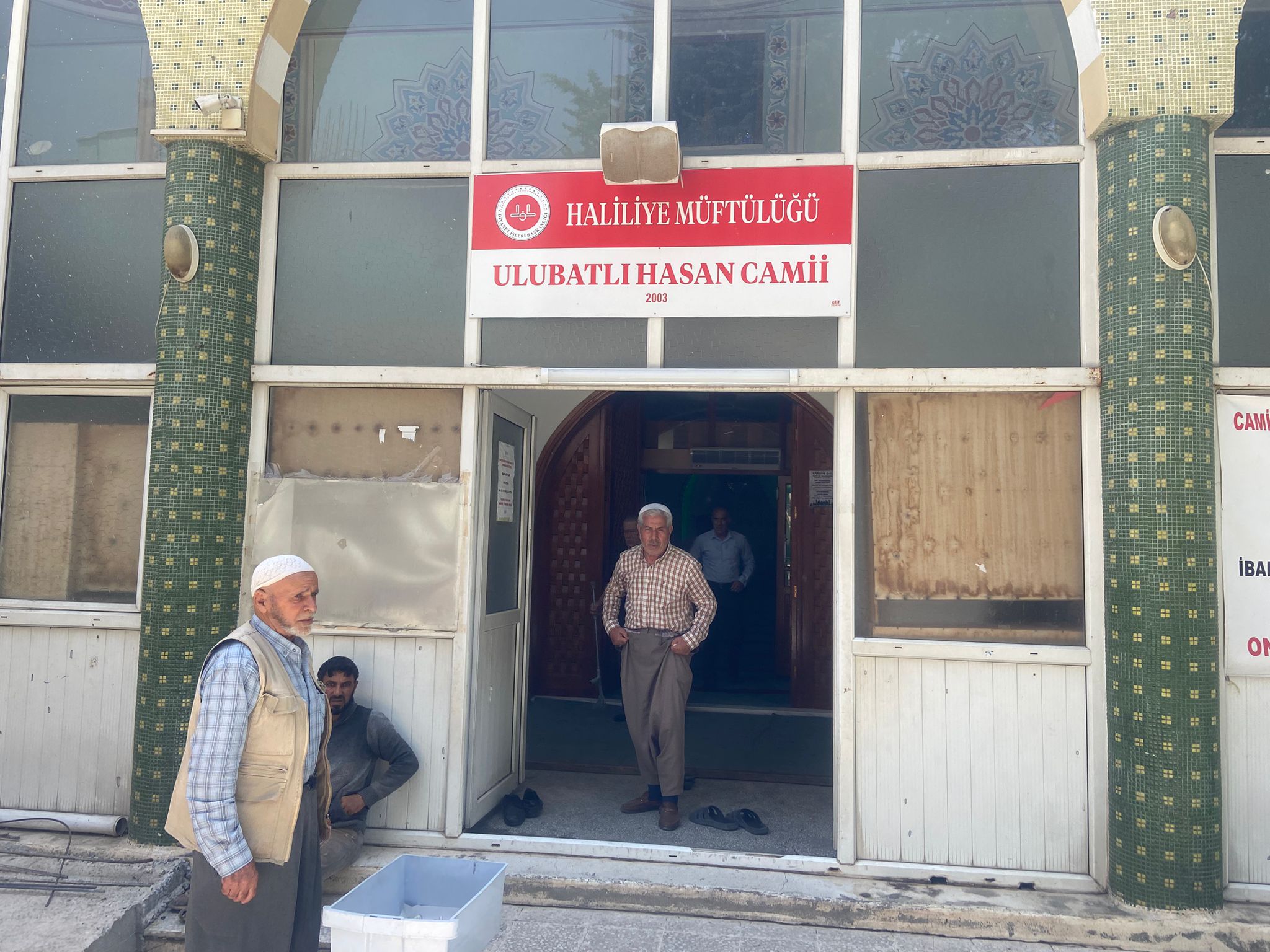 Ulubatlı Hasan Camii