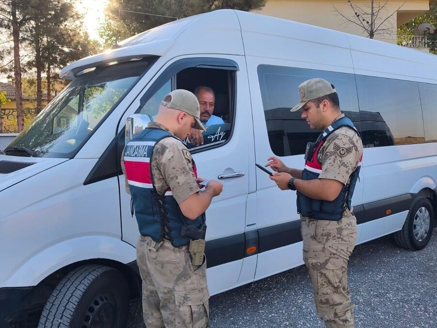 Akçakale’de Yeni Eğitim Döneminde Asayiş Ve Trafik Önlemleri Üst Seviyeye Çıkarıldı (5)