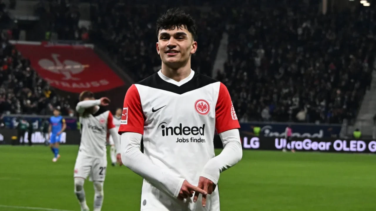 Can Uzun Nereli̇