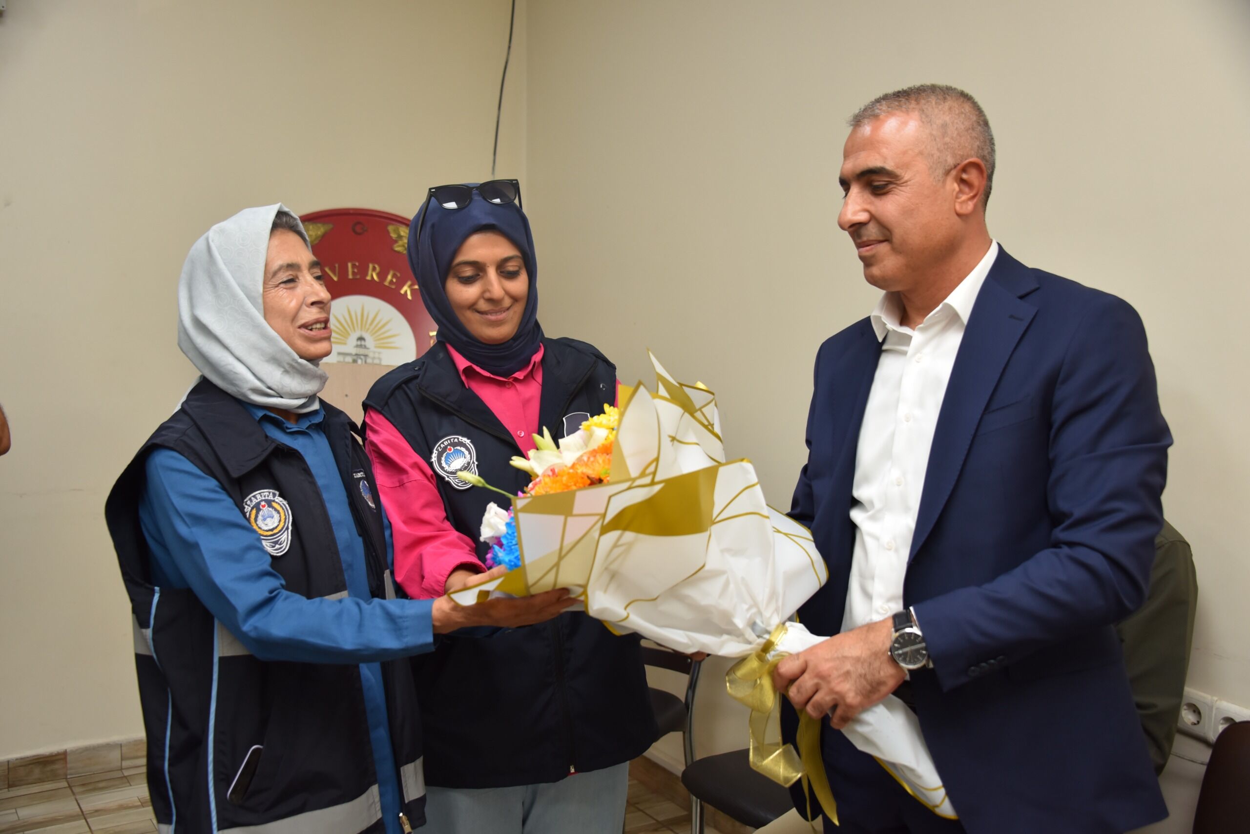 Siverek’te Zabıta Personeline Moral Ziyareti