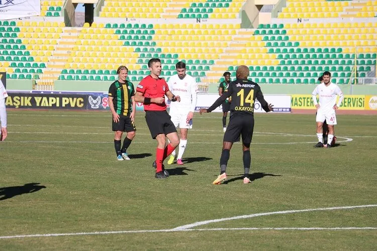 Eski Şanlıurfsporlu Olarenwaju Kayode Esenler Erokspor'u Liderliğe Taşıdı (1)-2