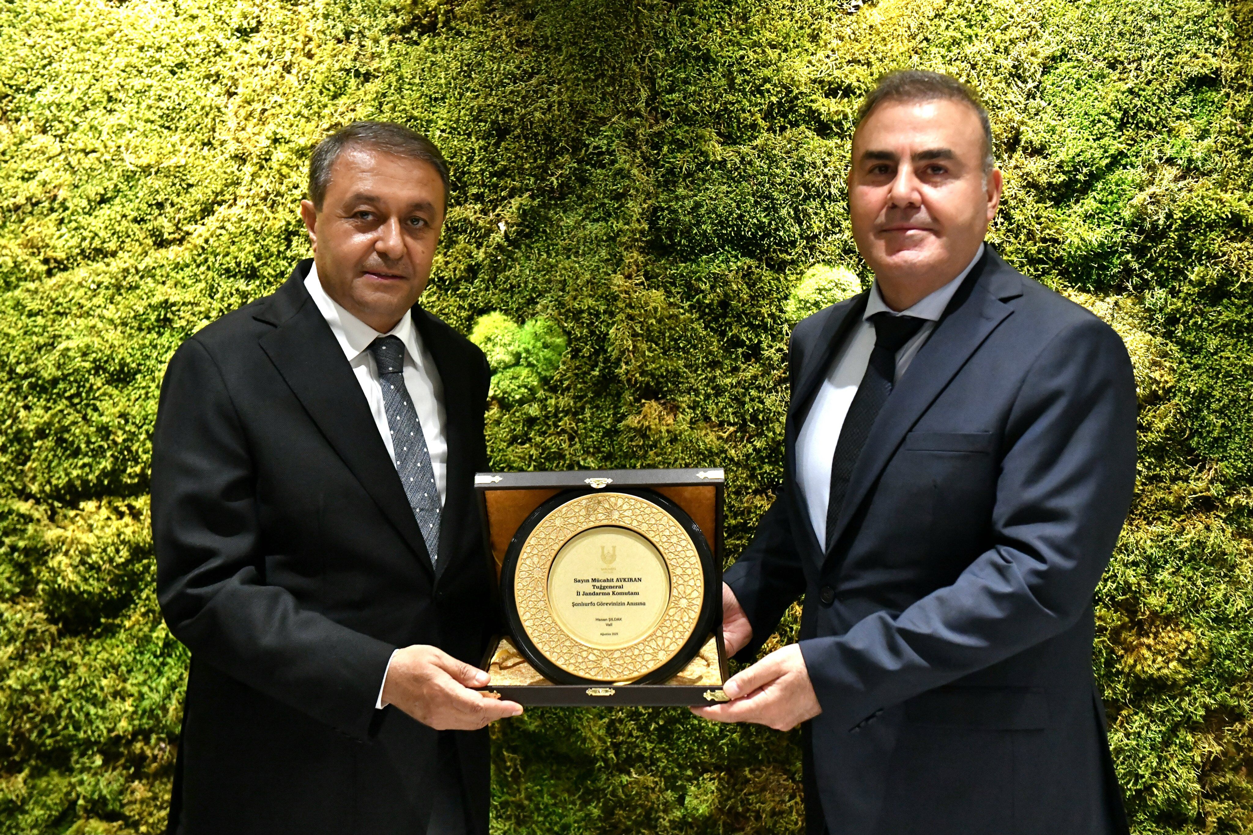 Gönüllere Taht Kuran Komutan Mücahit Avkıran Şanlıurfa’dan İz Bırakarak Geçti (1)