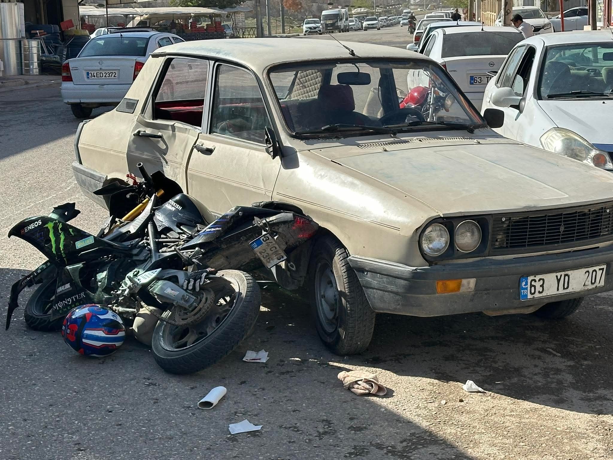 Motosikletli Sürücü Hastaneye Kaldırıldı (2)