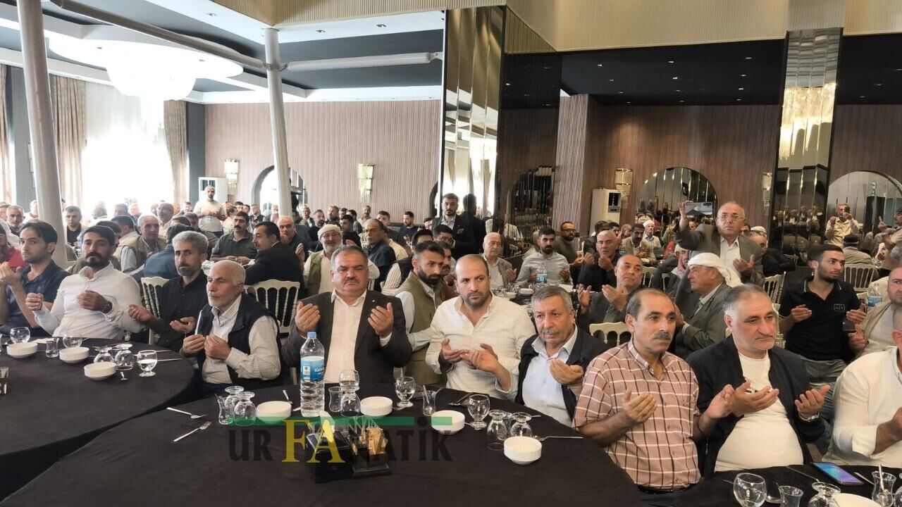 Şanlıurfa'da 3 Yıl Önce 2 Kişinin Öldüğü 1 Kişinin Yaralandığı Silahlı Kavganın Ardından Iki Aile Arasında Başlayan Husumet, Barış Yemeği Ile Sona Erdi (5)