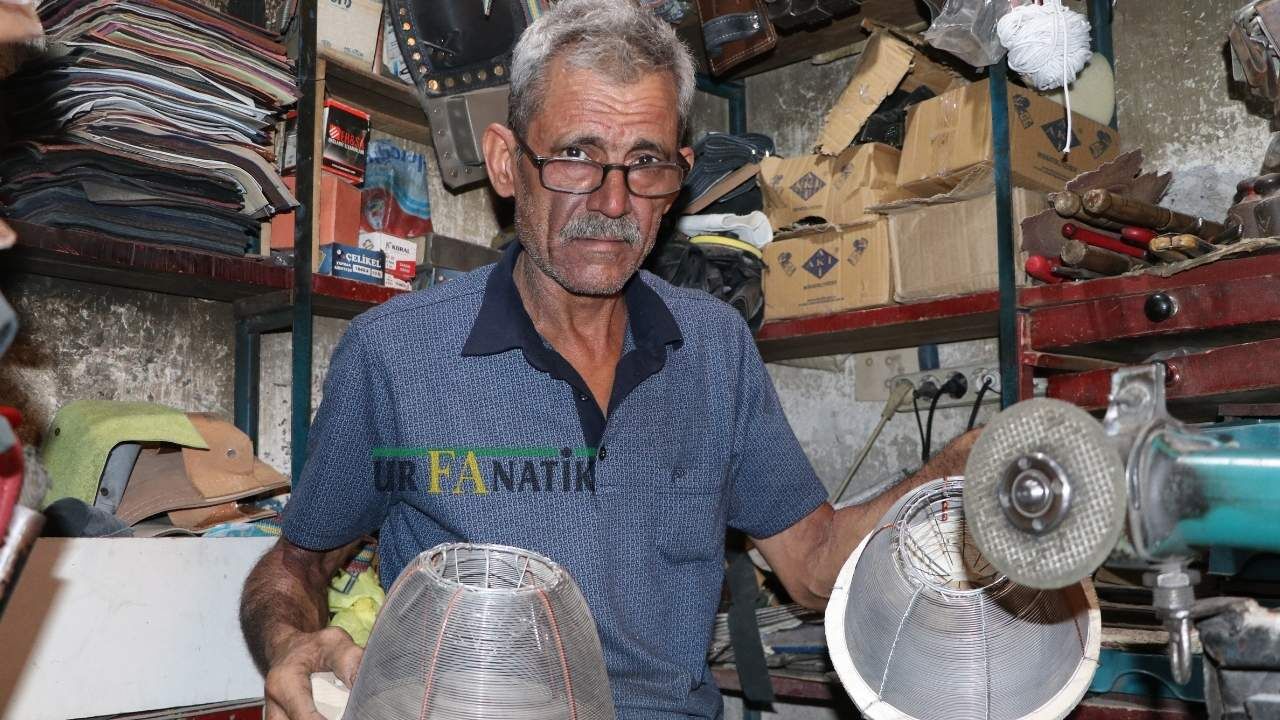 Şanlıurfa’da Havaların Isınmasıyla Ortaya Çıkan Yılan Ve Fare Nedeniyle Kapan Satışlarında Patlama Yaşandı (1)