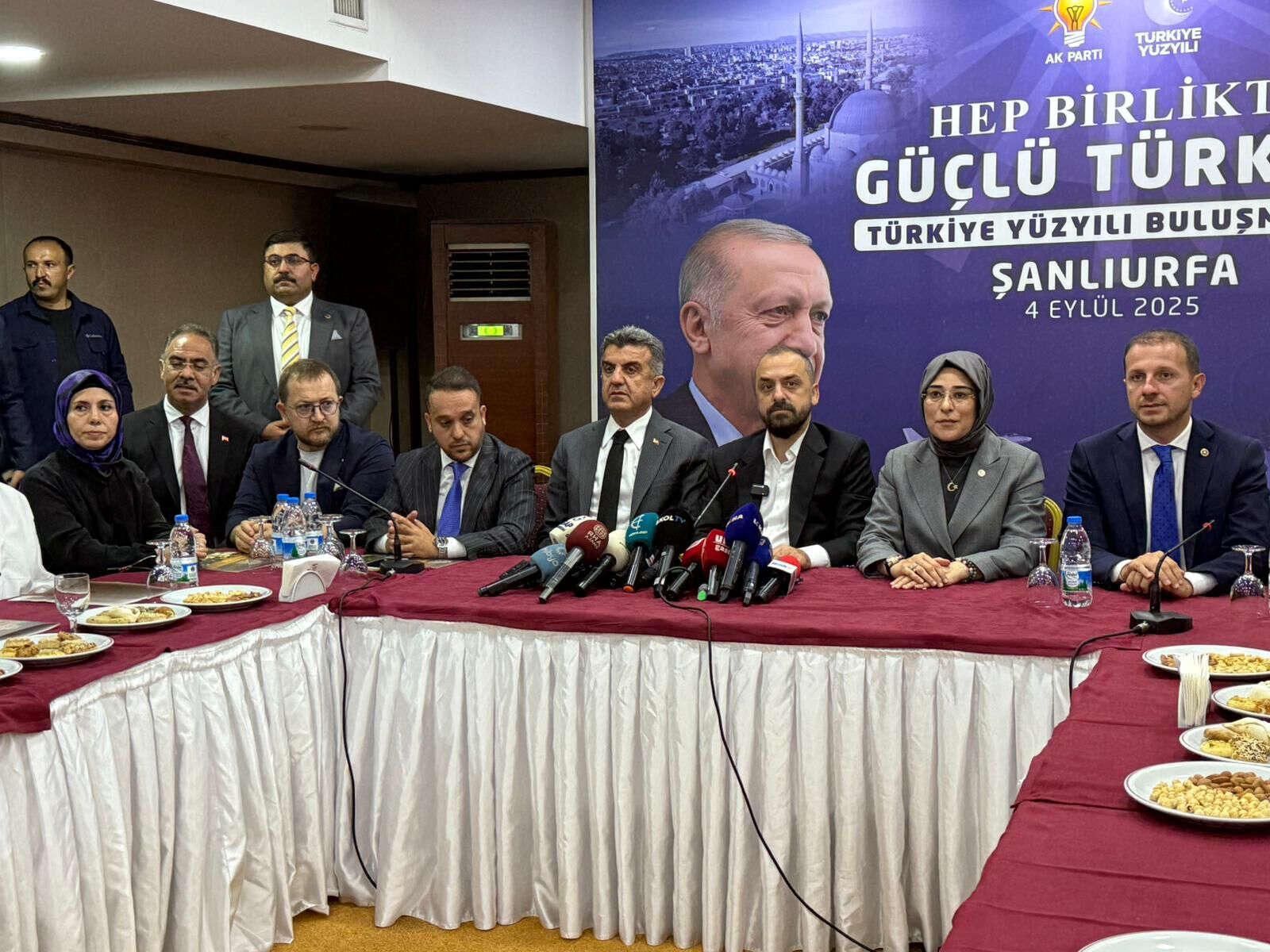 Şanlıurfa’da “Türkiye Yüzyılı Buluşmaları” Basın Açıklaması Düzenlendi
