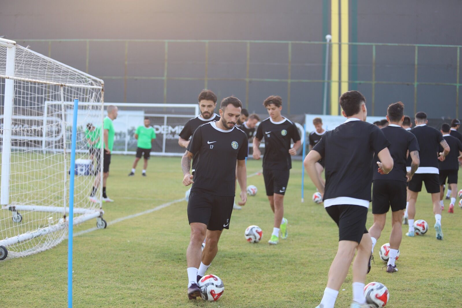 Şanlıurfaspor Anagold 24 Erzincanspor Maçı Öncesi Nefesler Tutuldu! (7)