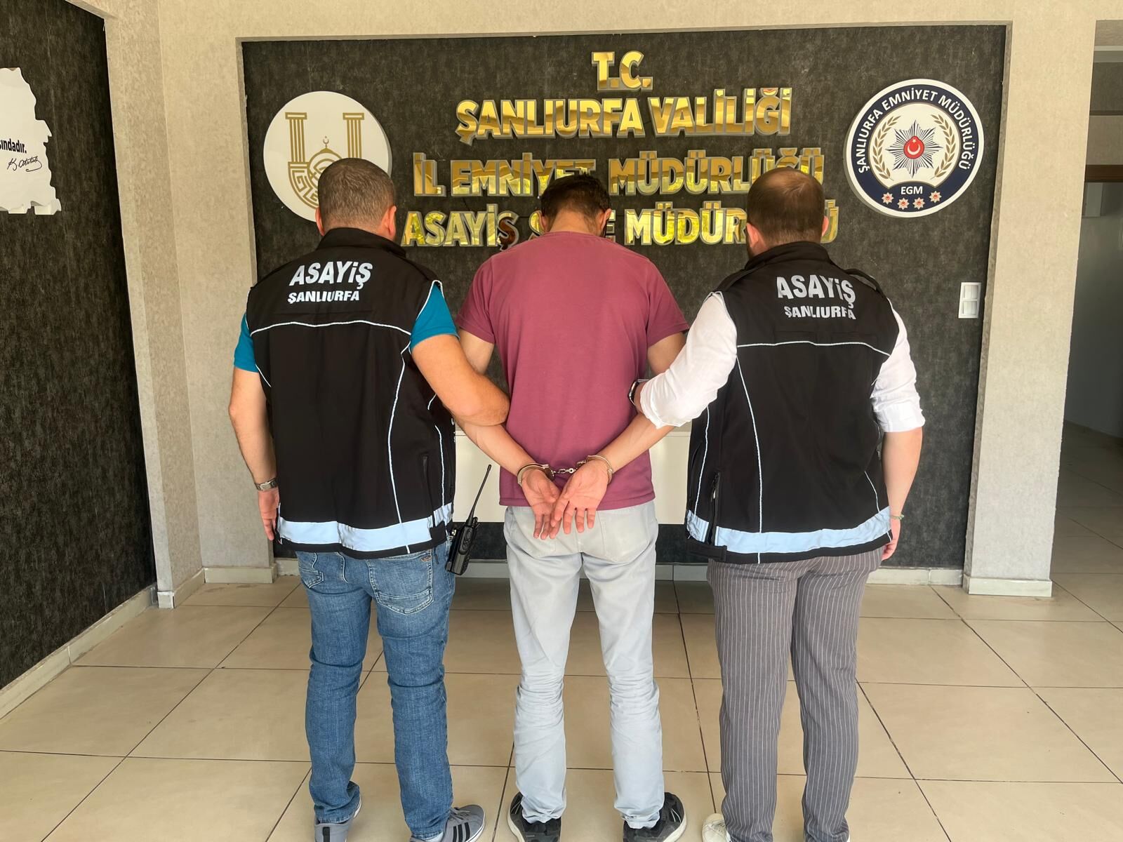 Urfa Aranan Şahıslar 1-1