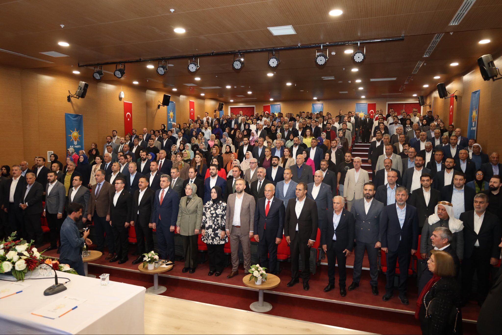 Ak Parti Şanlıurfa İl Danışma Meclisi Toplantısı Coşkuyla Gerçekleşti (5)
