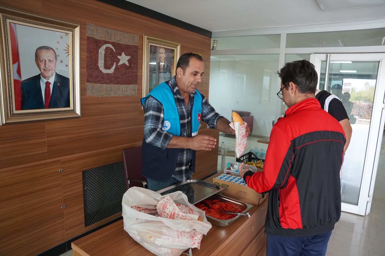Başkan Hallaç’tan Öğrencilere Moral Veren Destek (3)
