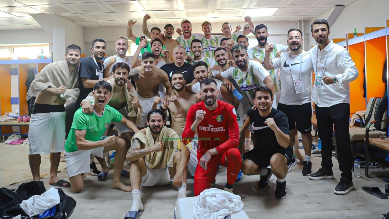 Burak Can Çamoğlu Ve Emircan Altıntaş Şanlıurfaspor'da Takımla Birlikte Çalışmalara Katıldı (2)