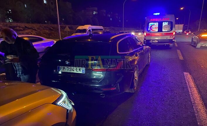 Eyyübiye’de Zincirleme Kaza 4 Araç Birbirine Girdi (1)