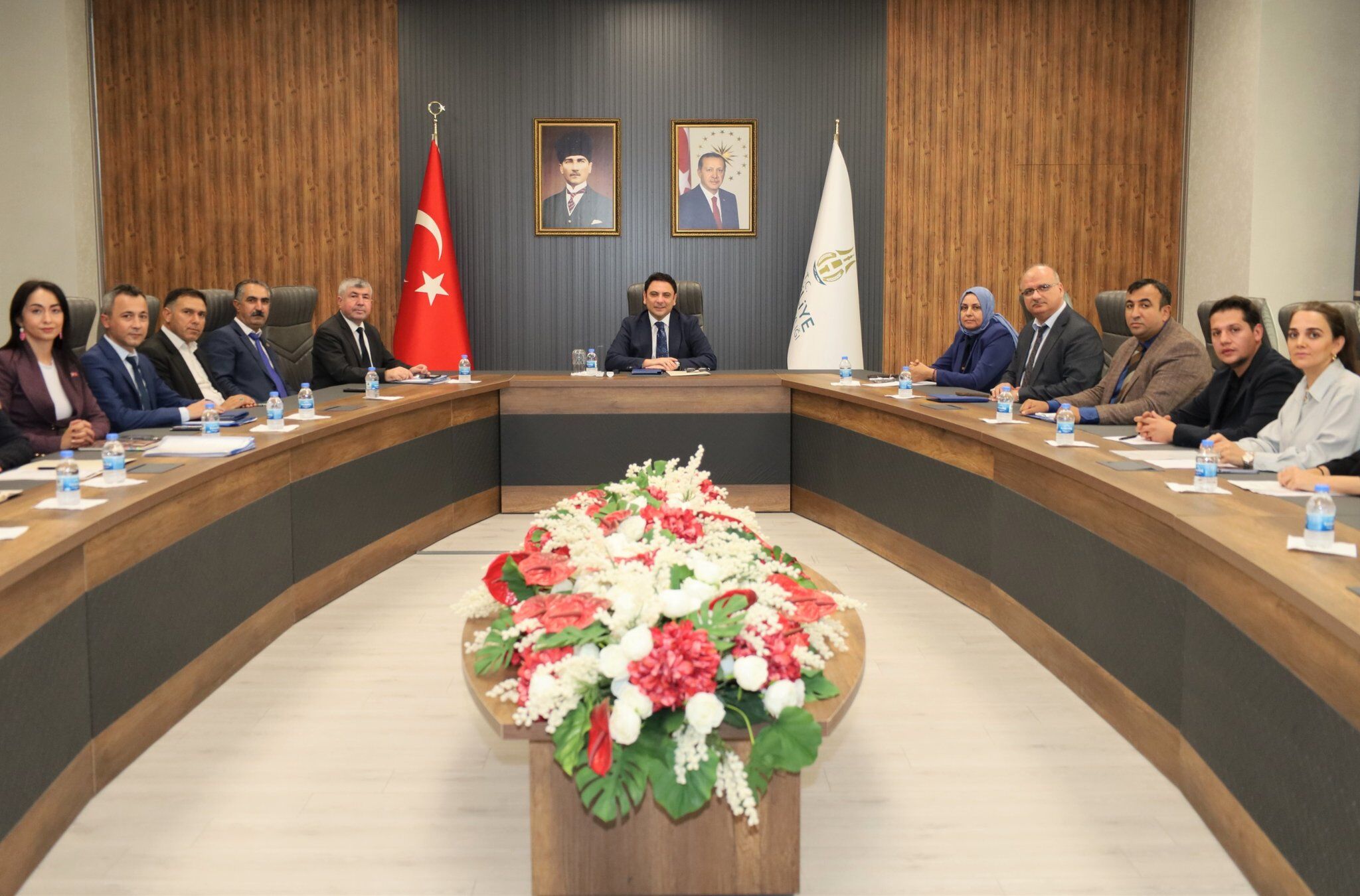 Gençlik İçin Kritik Toplantı