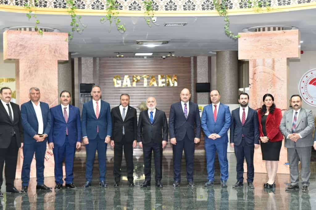 İçi̇şleri̇ Bakan Yardimcisi Mehmet Sağlam Şanliurfa’da Temaslarda Bulundu (3)