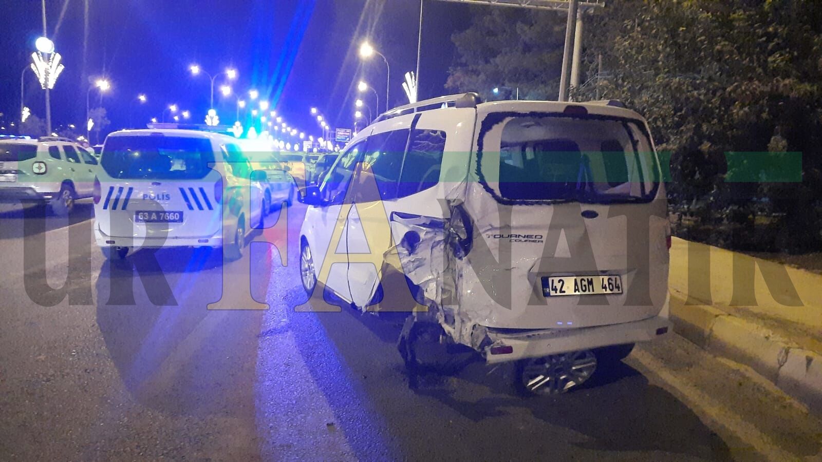 Karaköprü'de Alkollü Sürücü Zincirleme Kazaya Neden Oldu (1)