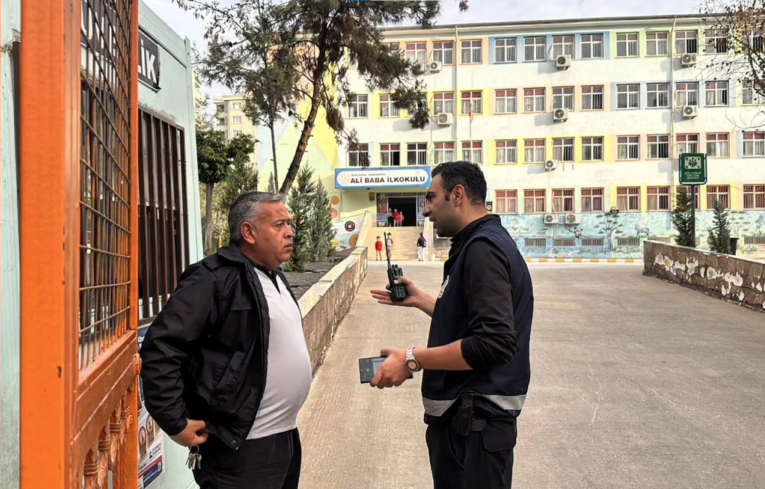Şanlıurfa’da “Güvenli Okul, Güvenli Gelecek” Denetimleri Arttı (4)