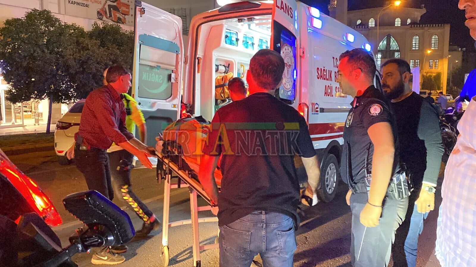 Şanlıurfa’da Otomobilin Çarptığı Adam Ağır Yaralandı! (1)