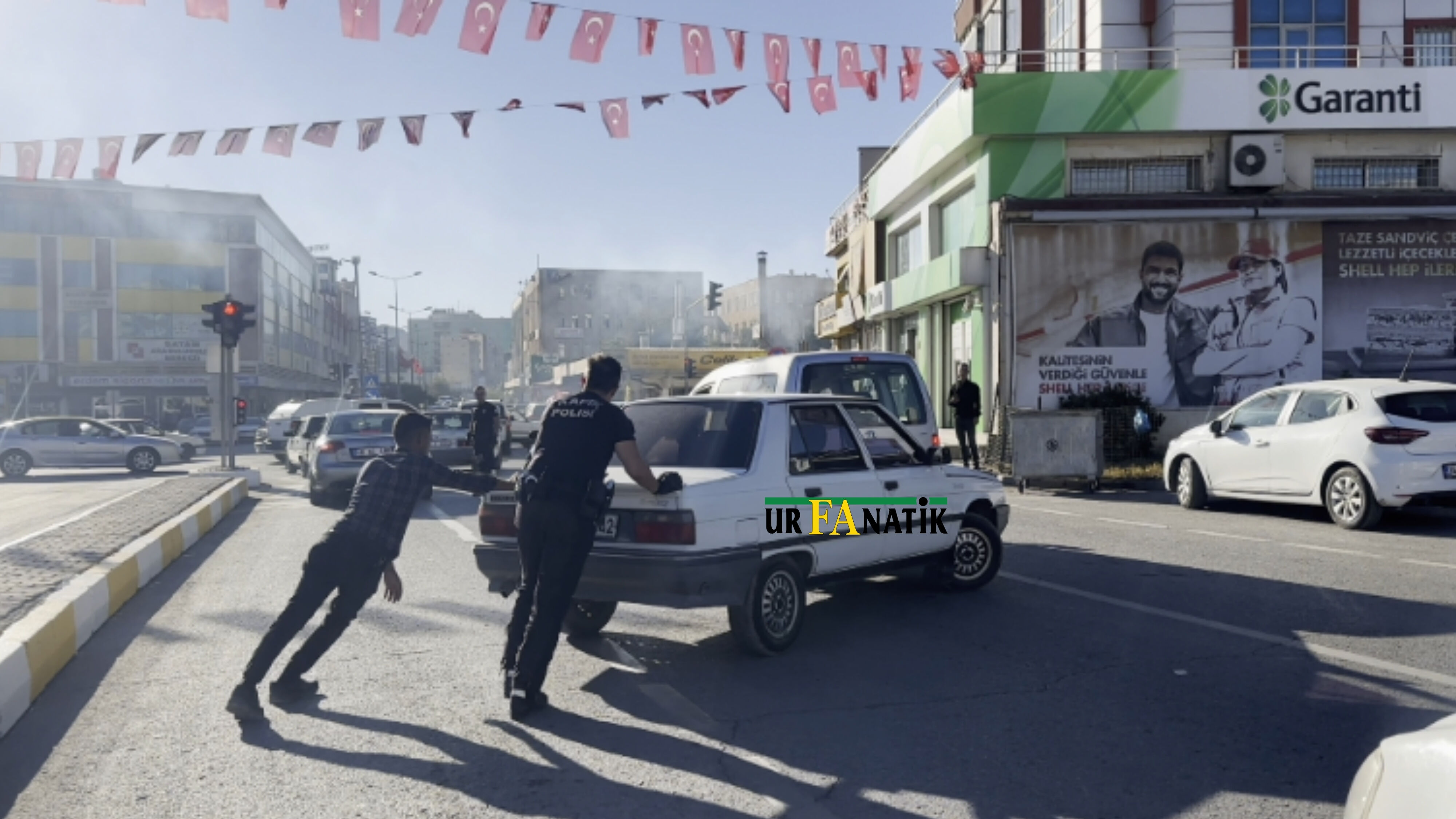 Şanlıurfa’da Polis Memurundan Örnek Davranış