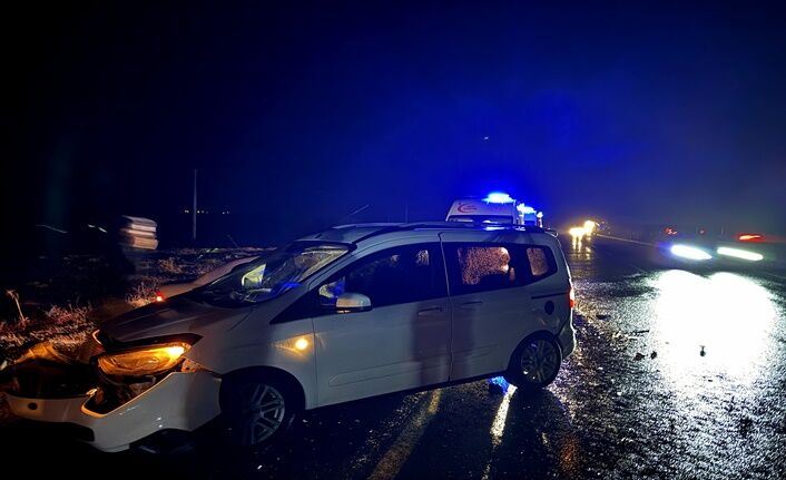 Şanlıurfa’da Sağanak Yağmurun Etkisiyle Zincirleme Kaza (2)