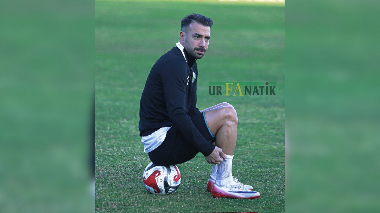 Şanlıurfaspor'da Burak Can Çamoğlu Beyoğlu Yeni Çarşıspor Maçı Öncesi Antrenmanlara Katıldı (3)