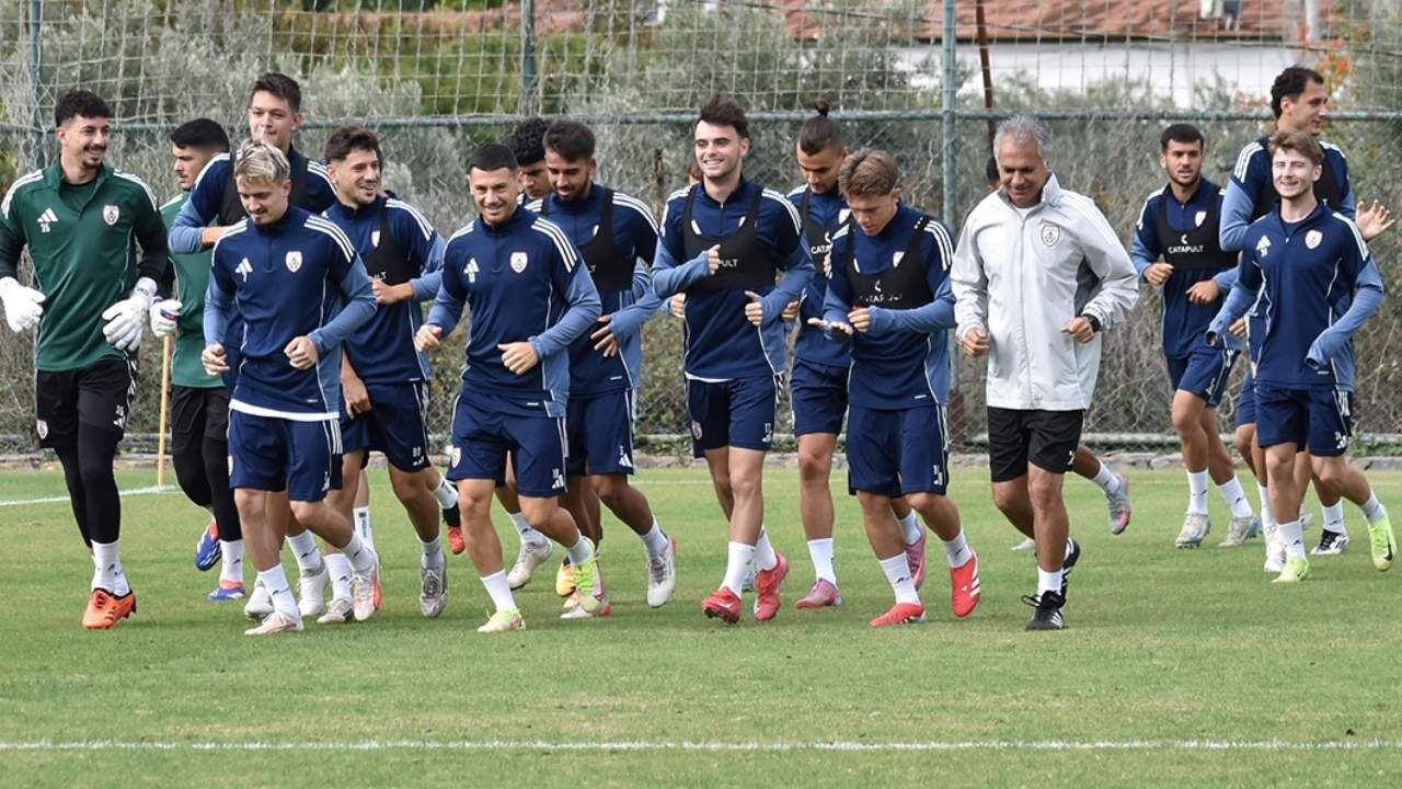 Şanlıurfaspor’un Rakibi Altınordu, Karacabey Belediyespor Maçında Biletleri 1 Liraya Düşürdü (4)