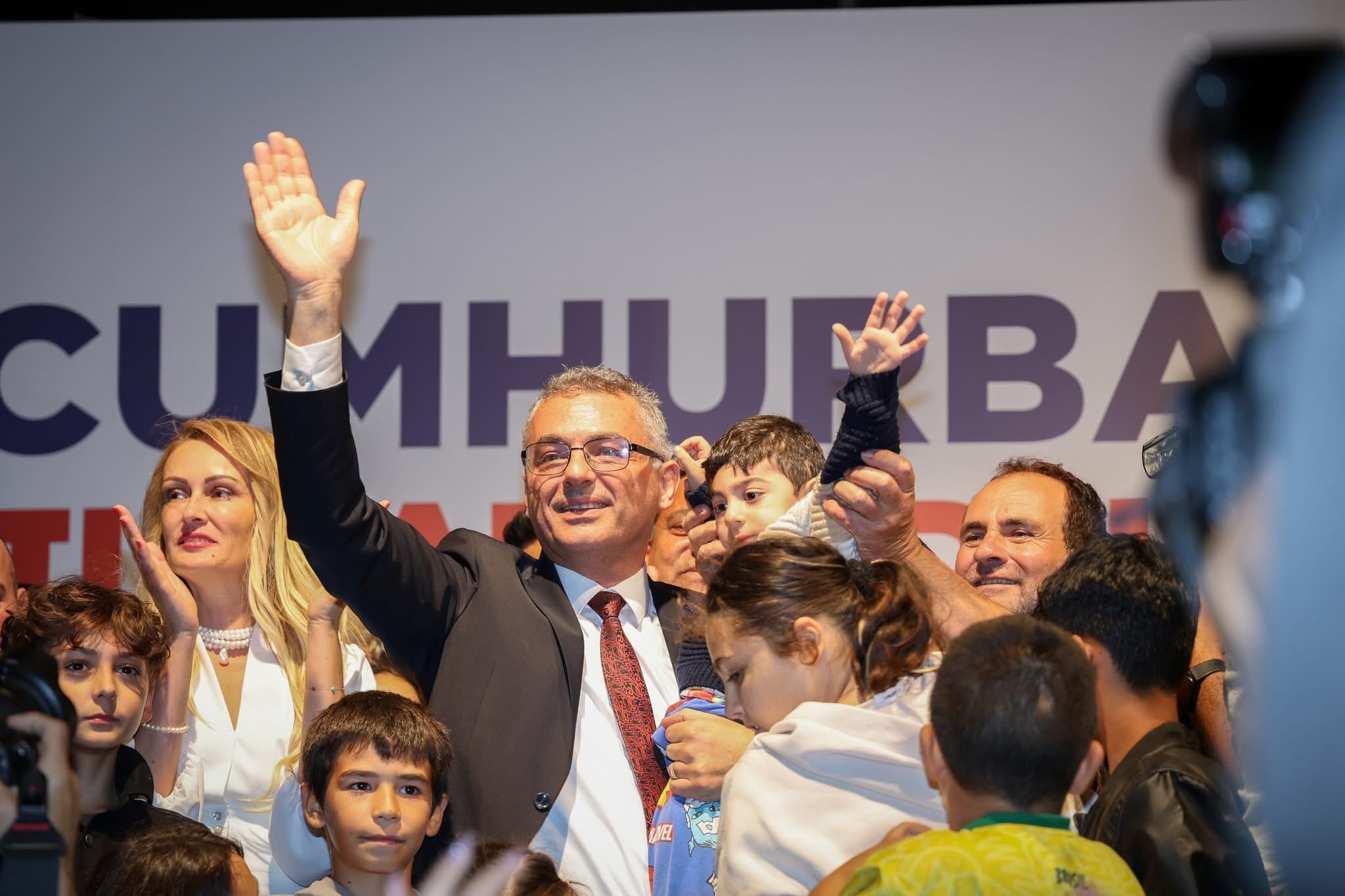 Tufan Erhürman, Kktc Cumhurbaşkanlığı Seçiminde Zaferini İlan Etti (4)