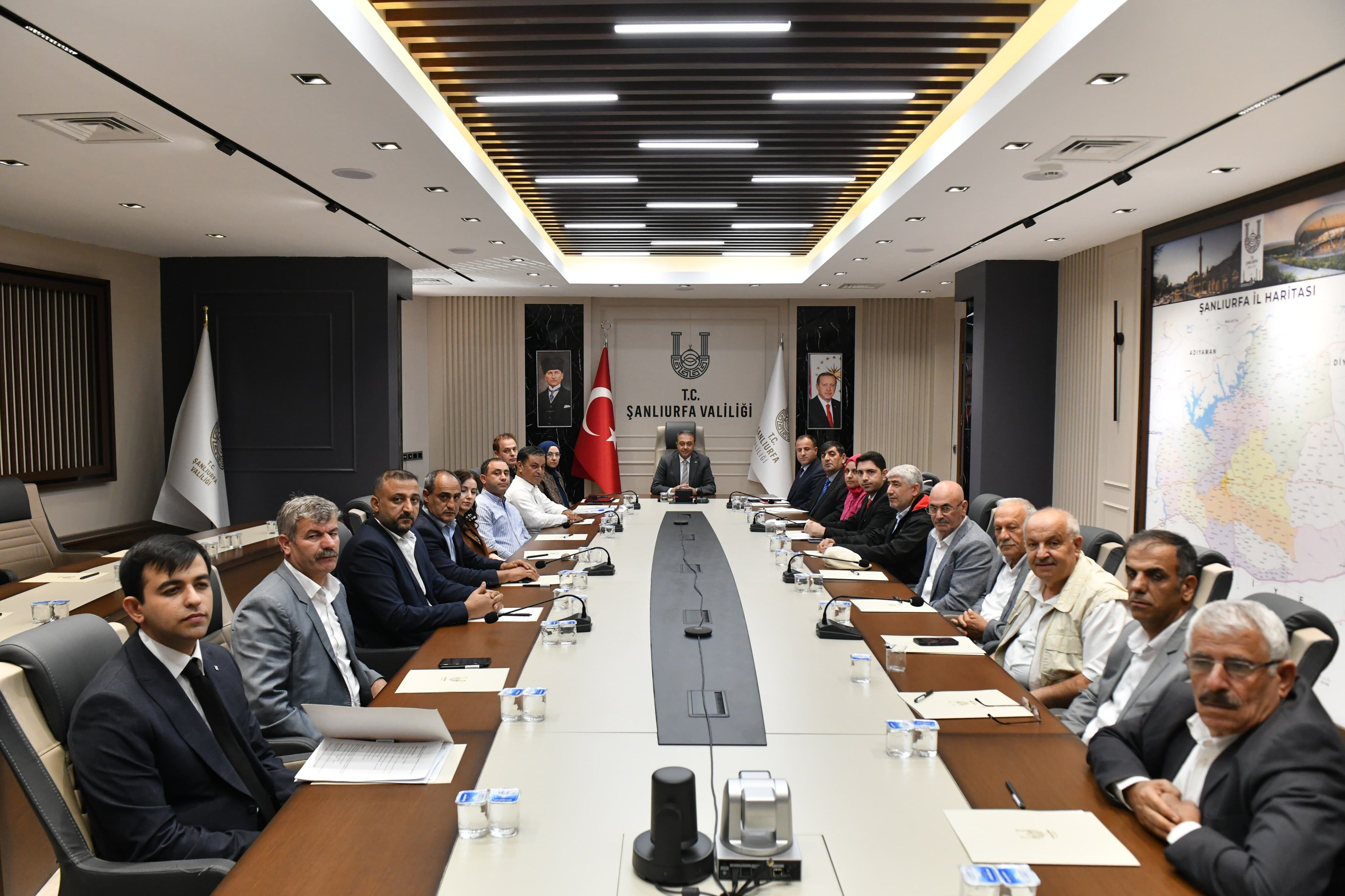 Vali Şıldak, Engelli Yardımlaşma Dernekleriyle Şanlıurfa’da Bir Araya Geldi (1)
