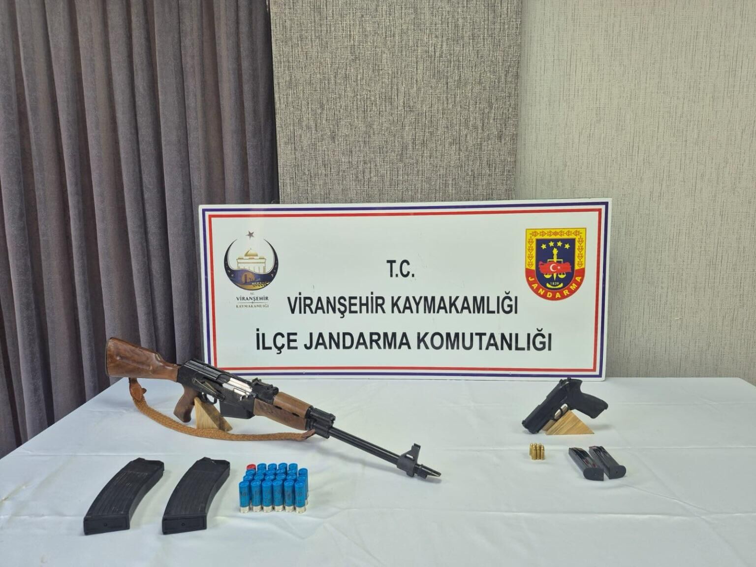Viranşehirde Silah Yakalandı