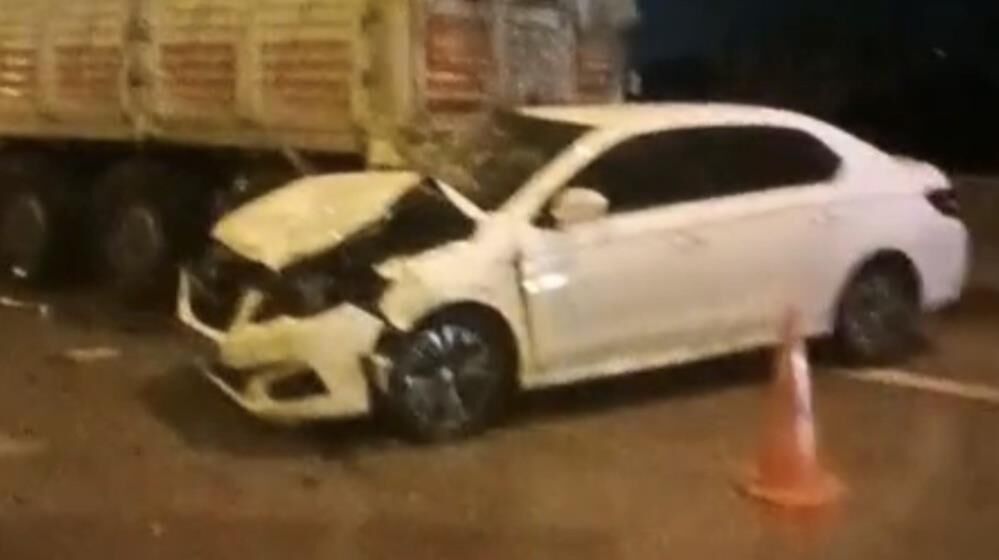 12 Araç Çarpıştı (4)