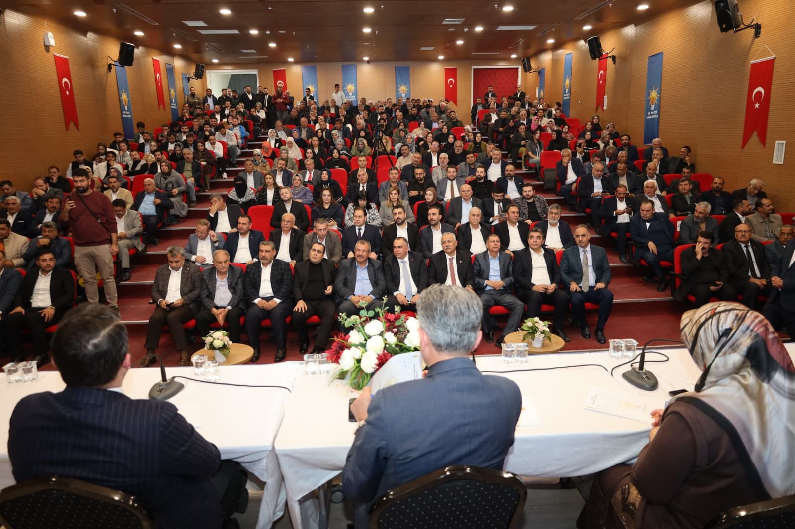 Ak Parti Şanlıurfa Başkanlığı İl Danışma Meclisi Toplantısı Gerçekleştirildi (1)