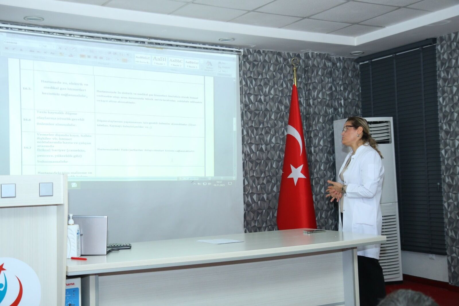 Balıklıgöl Devlet Hastanesi’nde Sağlık Tesis Değerlendirme Toplantısı Yapıldı (2)
