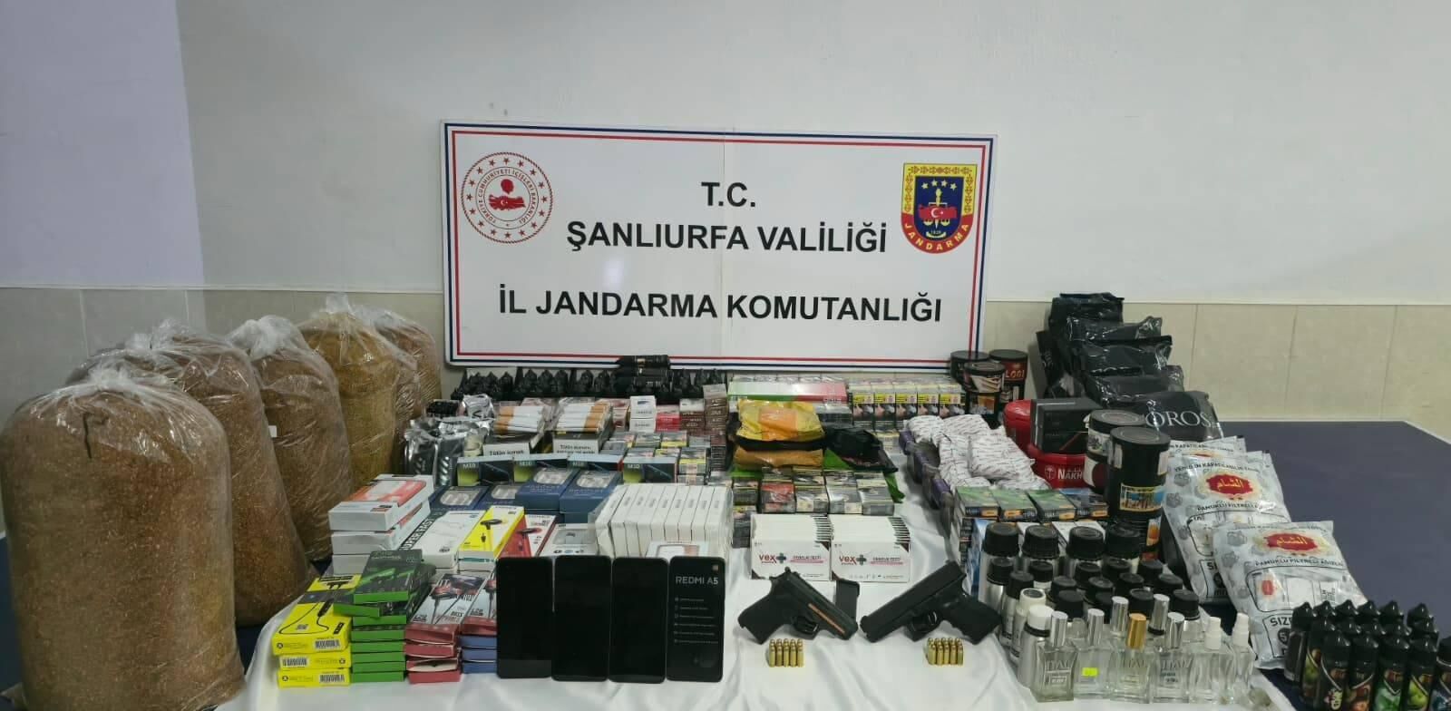 Birecik’te Kaçak Malzeme Deposu Çökertildi Silah, Sigara, Kaçak Elektronikler…